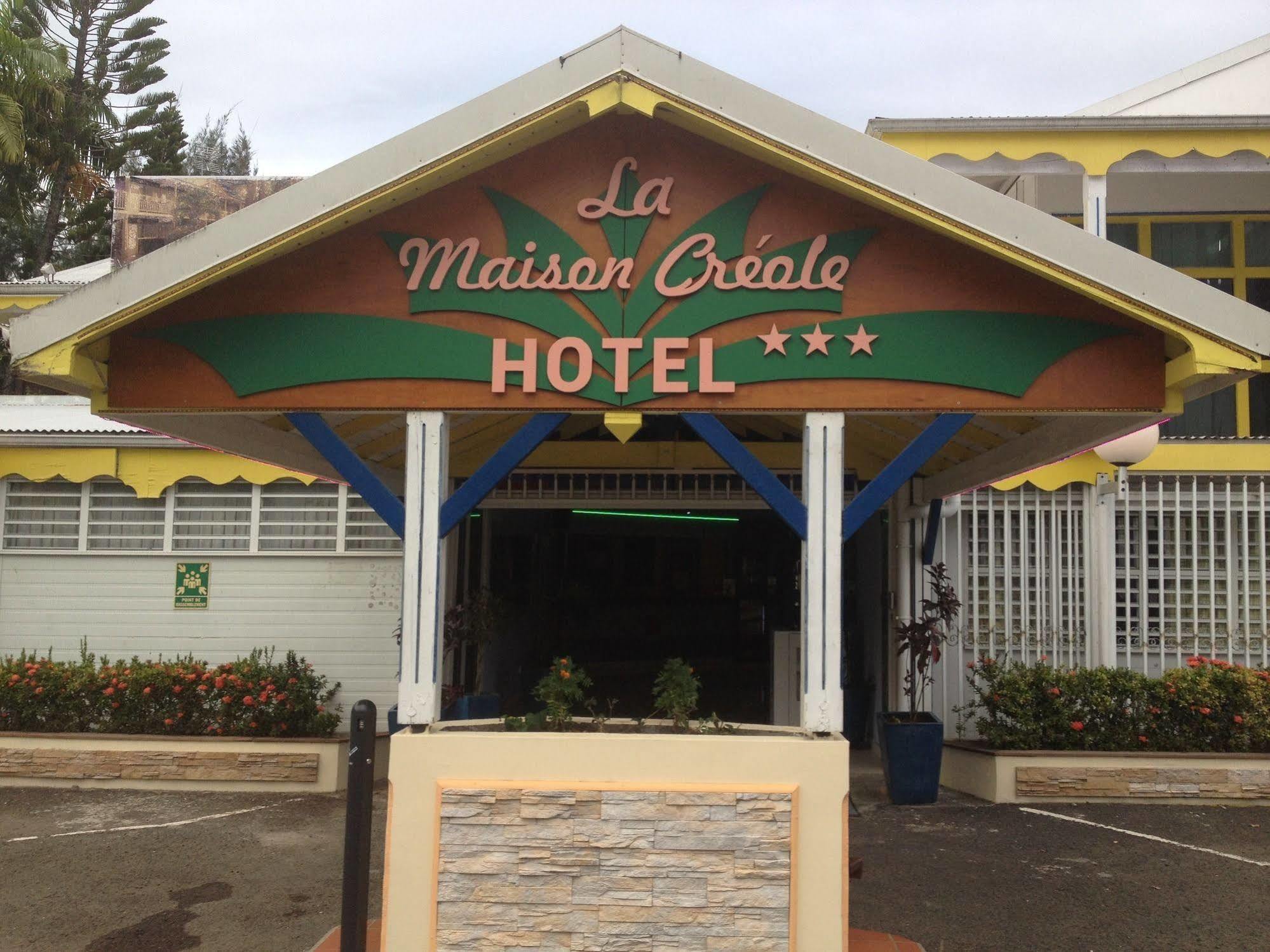 Hotel La Maison Creole Ле Госие Екстериор снимка